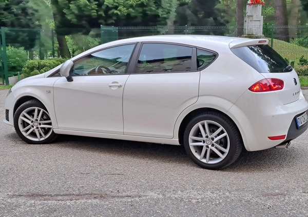 Volkswagen Passat cena 7011 przebieg: 377486, rok produkcji 2008 z Działoszyn małe 106